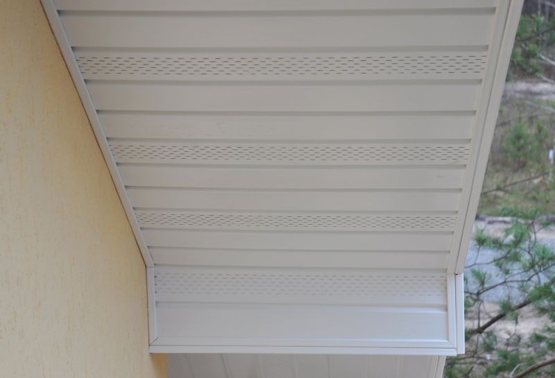 Cedar Siding Staining in Fort Collins, CO